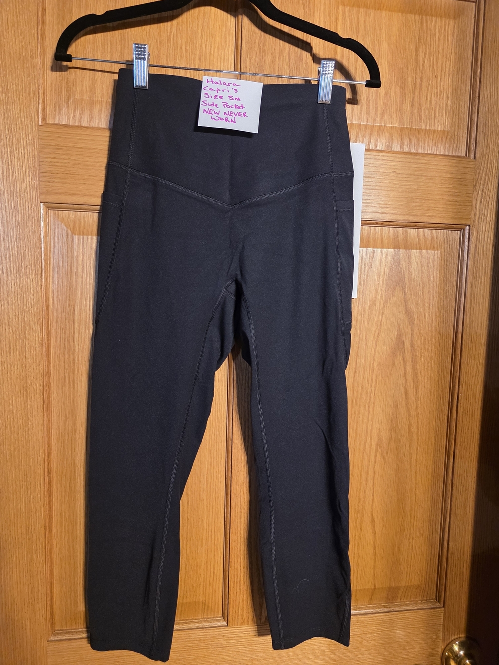 HALARA Black Capris High-Waist Side Pocket Activewear